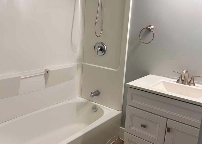 Photo - 170 Cleaves St Unit 2