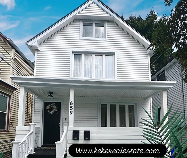 Photo - 659 Nassau St Unit 2A