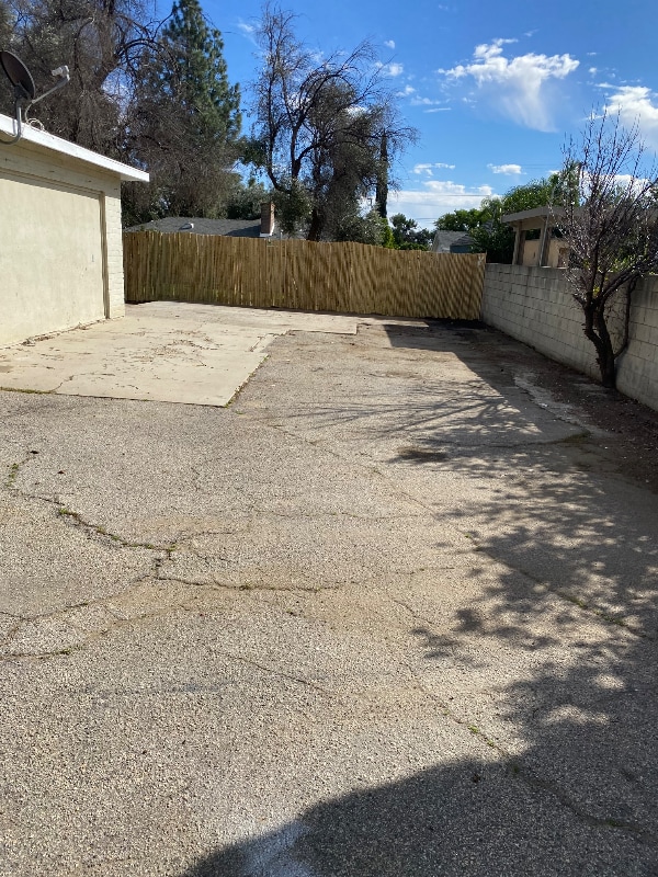 Photo - 15426 Monte St