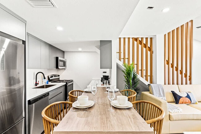 Photo - 8115 Thomas Dr Unit FL2-ID1354930P