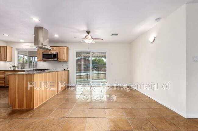 Photo - 3839 E Shangri La Rd