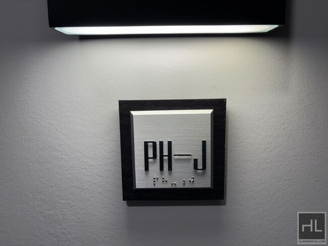 Photo - NORTHERN BOULEVARD Unit PHJ