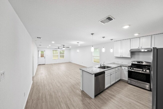 Spacious Single Story Retreat with Modern Finishes, Open Living, and a Backyard Made for Everyday...
