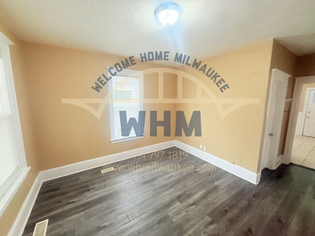 Photo - 3463 Dr. William Finlayson St