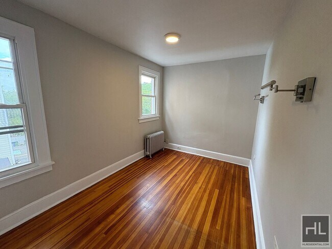 Photo - Park Hill Ave, Yonkers Unit 2