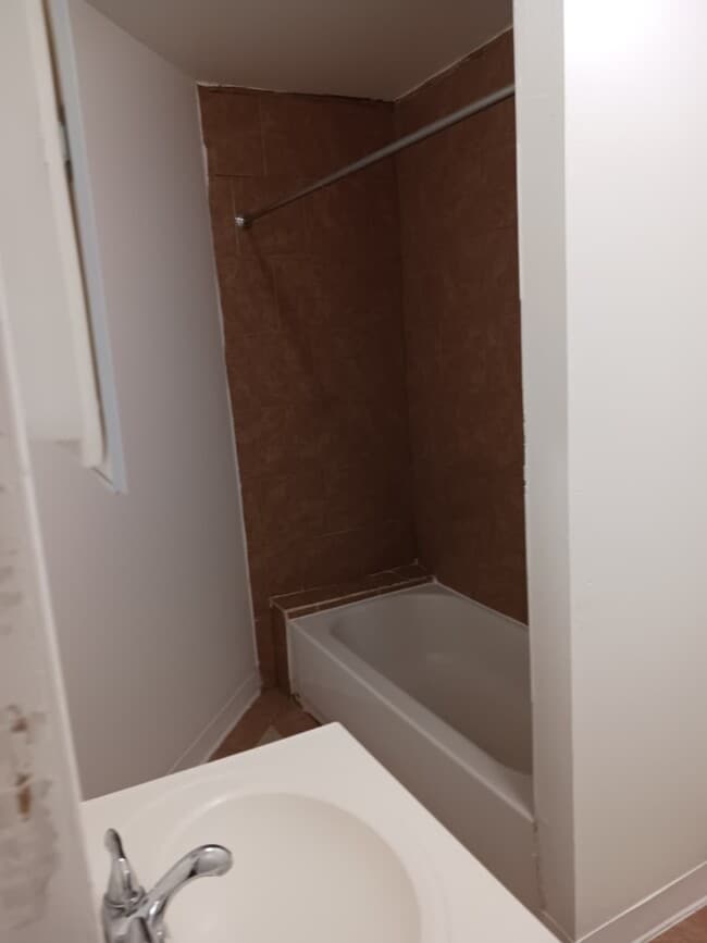 Photo - 41 Bruckner Blvd