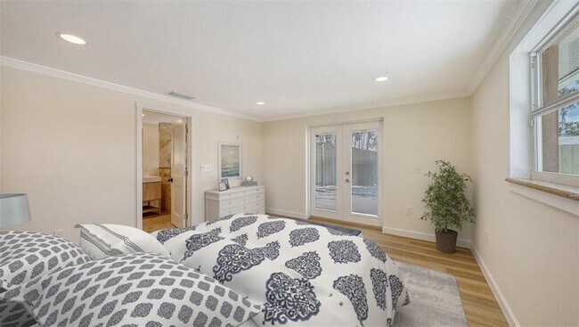 Photo - 1203 Lyric Ln