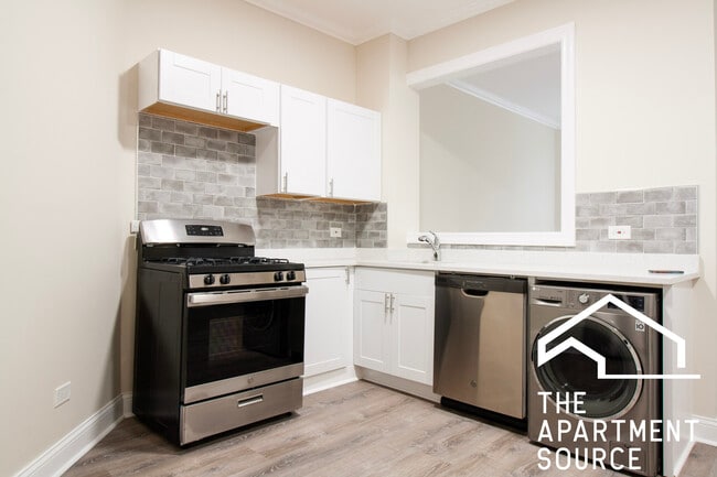 Photo - 2915 N Mildred Ave Unit 2