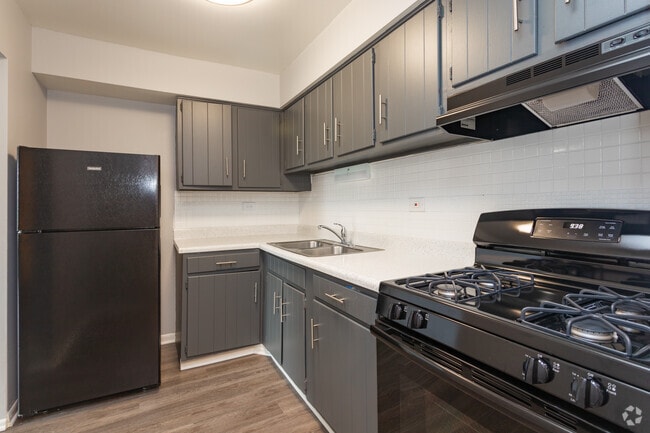 Bartlett Lakes Apartments