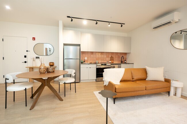 Photo - 328 Pacific Ave Unidad B01