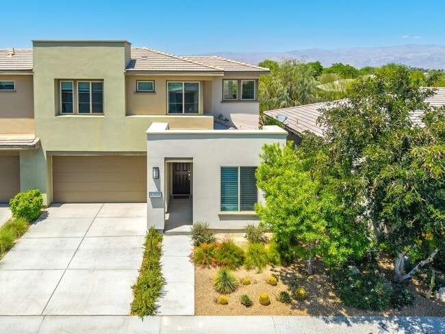 Building Photo - 82668 Rosewood Dr