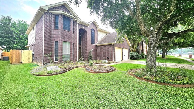 Photo - 3121 English Oaks Blvd