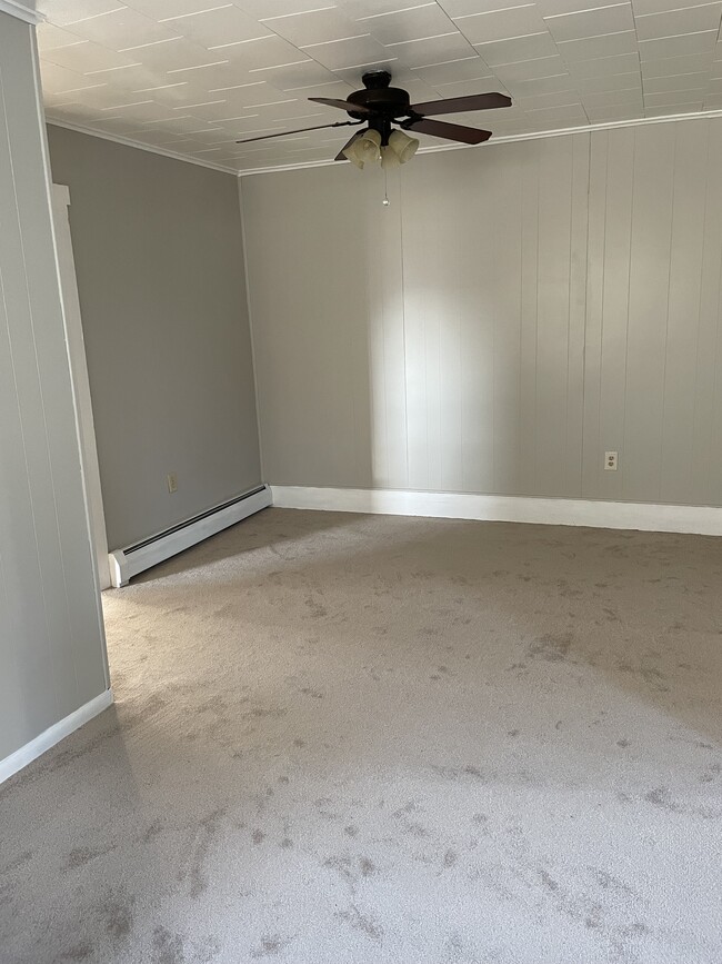 Photo - 303 N 3rd St