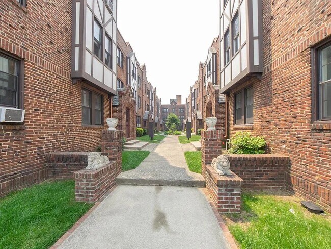 Photo - 606 W Maple Ave Unidad J1