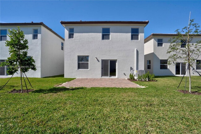 Photo - 2671 SE 24th Dr