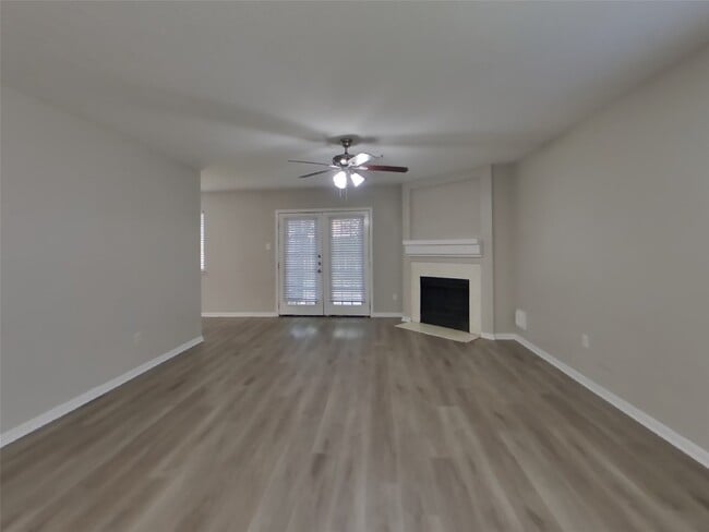 Building Photo - 20111 Bambiwoods Dr Rental