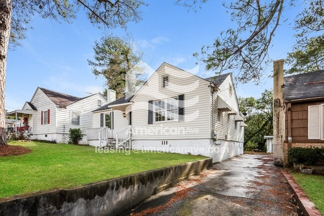 Photo - 2782 Suwanee Ave