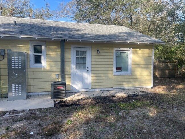 Photo - 7905 N Mulberry St