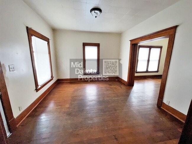 Photo - 421 E 7th- 3 bedroom house