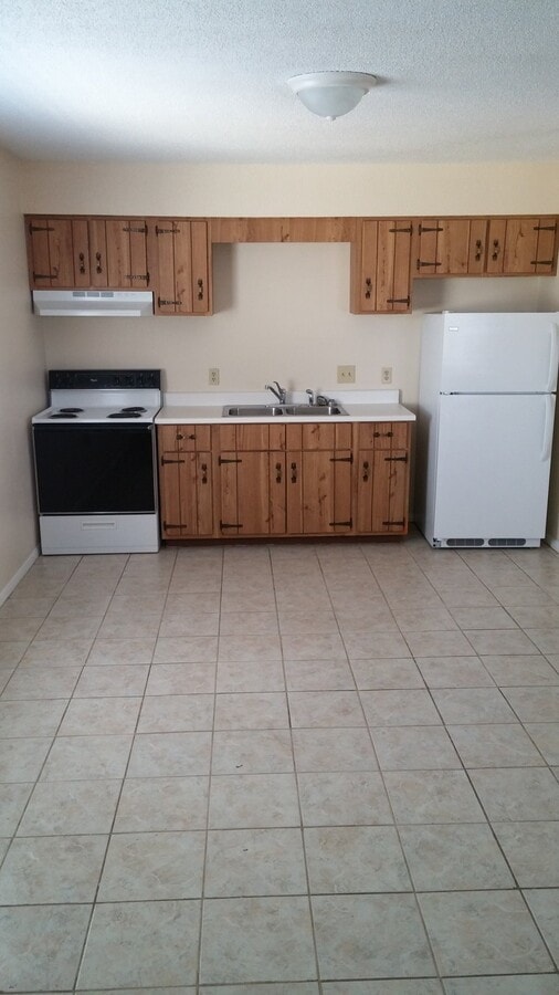 Photo - 1348 E McDaniel St Unit 2