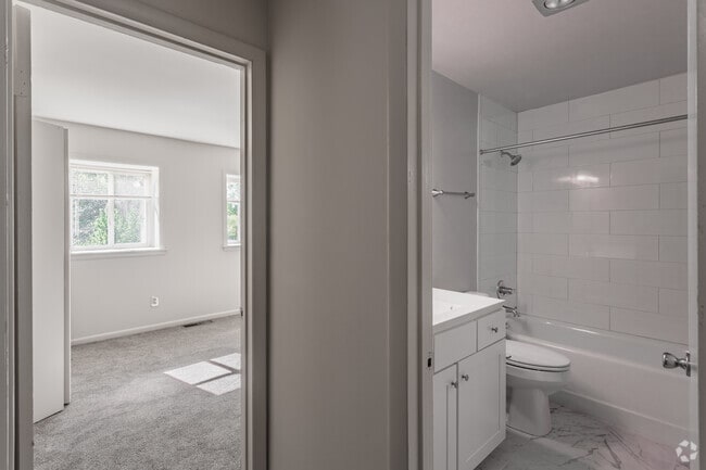 2BR,1.5BA,-1200SF