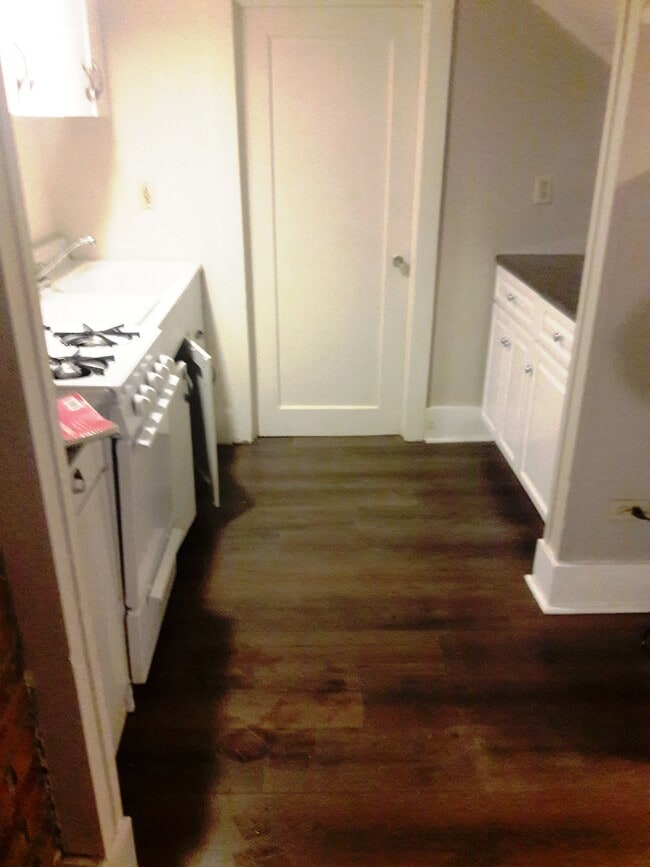 Photo - 3055 Delaware Ave Unit 4