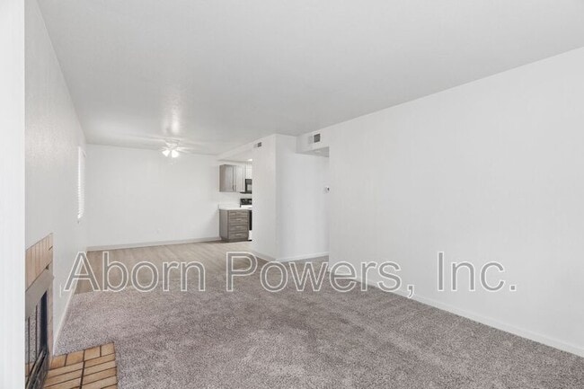 Photo - 2529 Greenwood Ln