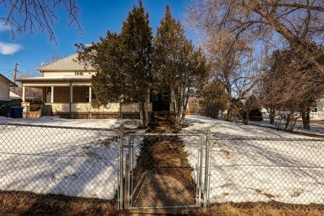 Photo - 625 Lewis St Unit M