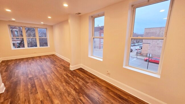 Photo - 2103 W 21st Pl Unit 2