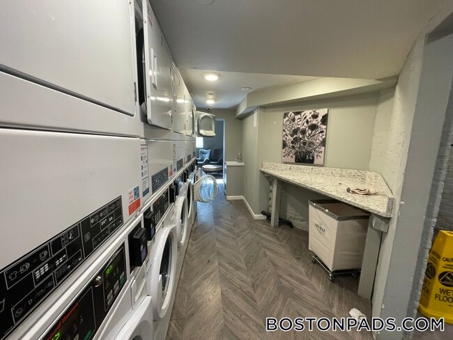 Photo - 16-20 Westland Ave. Unit 110