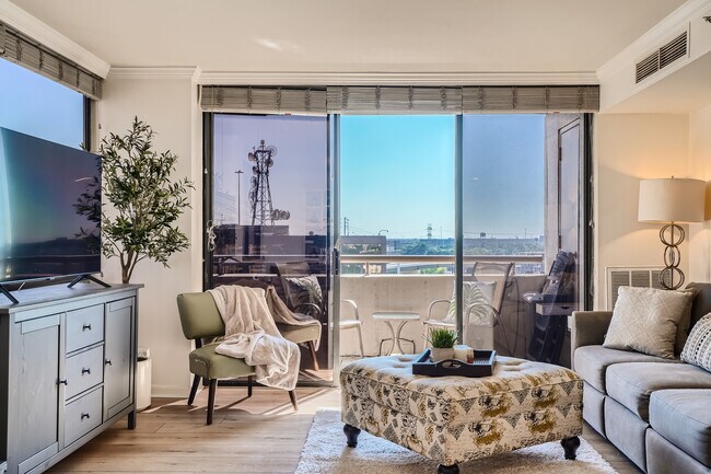 Photo - 3525 Sage Rd Condo Unit 1004