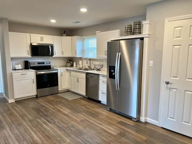 Photo - 1700 Maryland Ave