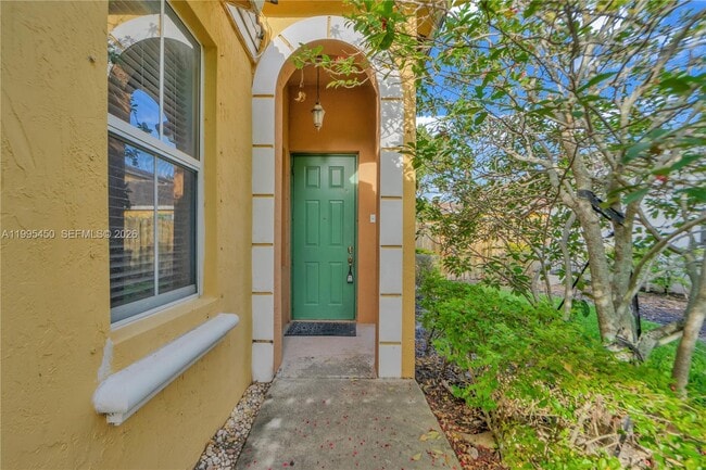 Photo - 963 NE 42nd Terrace