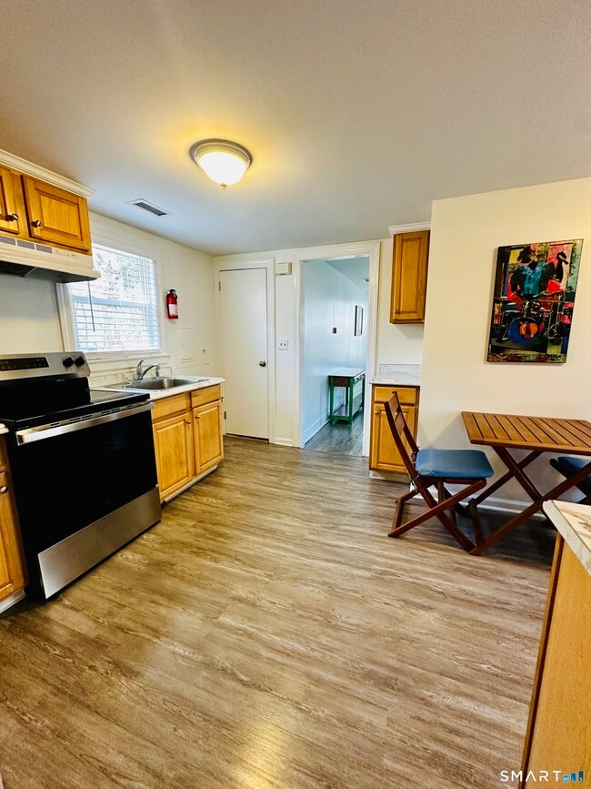 Photo - 59 Hanford Ave Unit 1