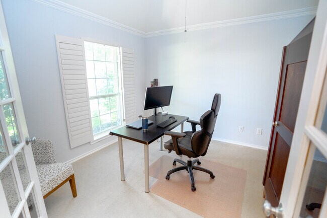 Photo - 1931 Palisade Ct