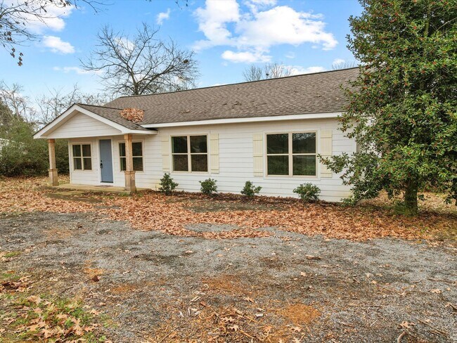 Photo - Enjoy privacy and seclusion while still being in Athens City!