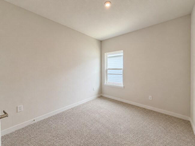 Photo - Spacious Terra Pines Home with 3-Car Garage