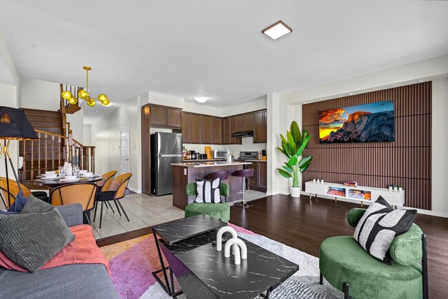 Building Photo - 8775 Pawpaw Ln