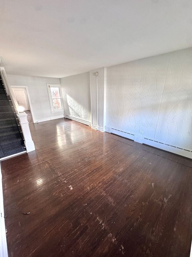 Photo - FIVE BEDROOM Home