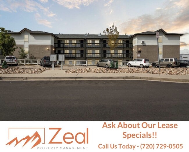 Building Photo - RARE & Beautiful 3 Bed 2 Bath with Tons of... Unit 19-202 Rental