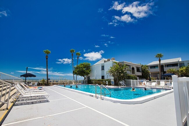 Photo - Seasonal Short-term 2 Bedroom 2 Bathroom C...