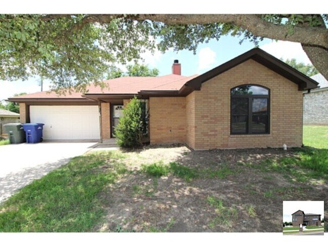 Photo - 213 Bronc Dr