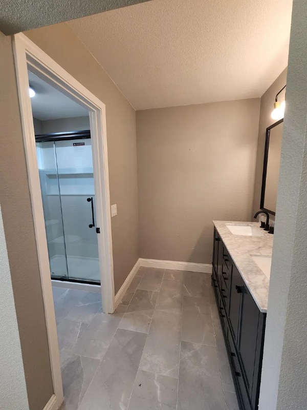 Photo - 440 Willamette Dr