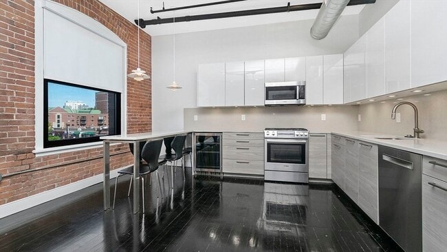 Photo - 244 Brighton Ave Unit 305