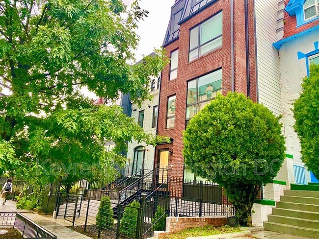 Photo - 3463 14th St NW Unit 1