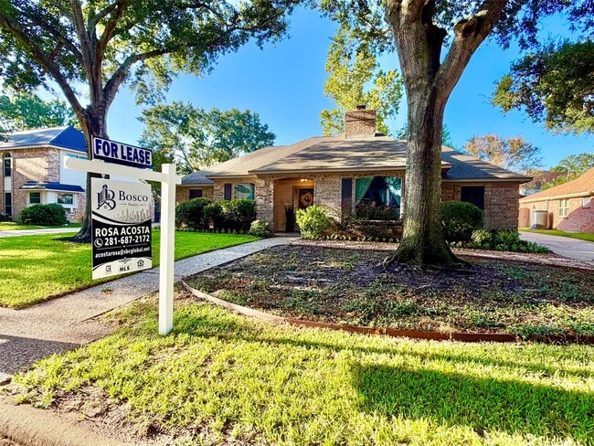 Photo - 18315 Forest Town Dr