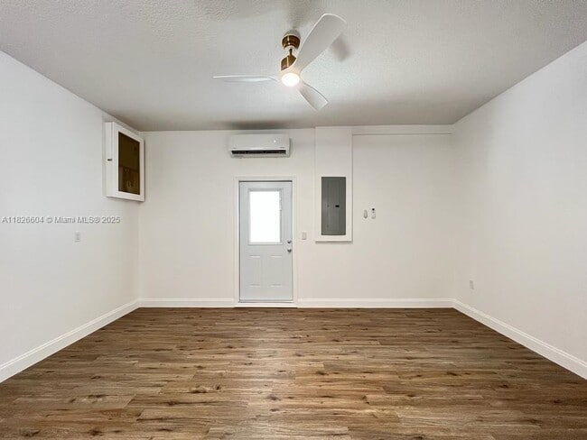 Photo - 16137 SW 68th St Apartment Unit Estudio