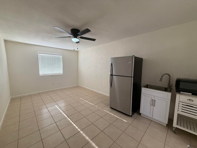 723 N Musgrove Ave