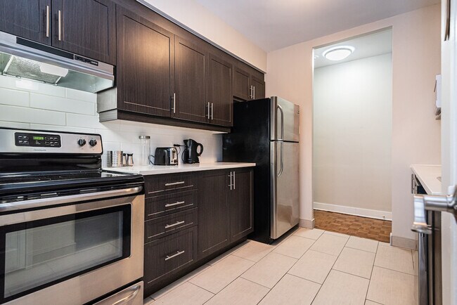 Photo - 1272 Rue Redpath-Crescent Unit ID1261801P