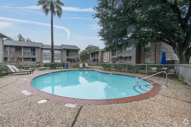 Piscina - The Bellfort